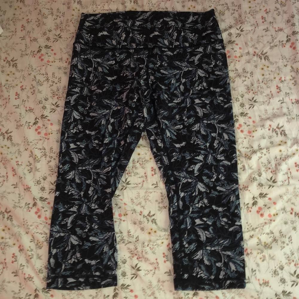 Lululemon Floral Capri Legging Size 12